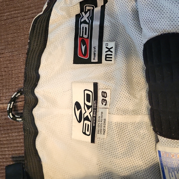 AXO Riding pants size 38 black and silver - Picture 4 of 5